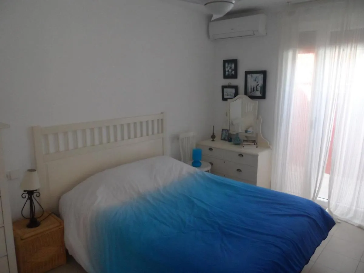 Apartamento Encantador ラス・ネグラス 0*,